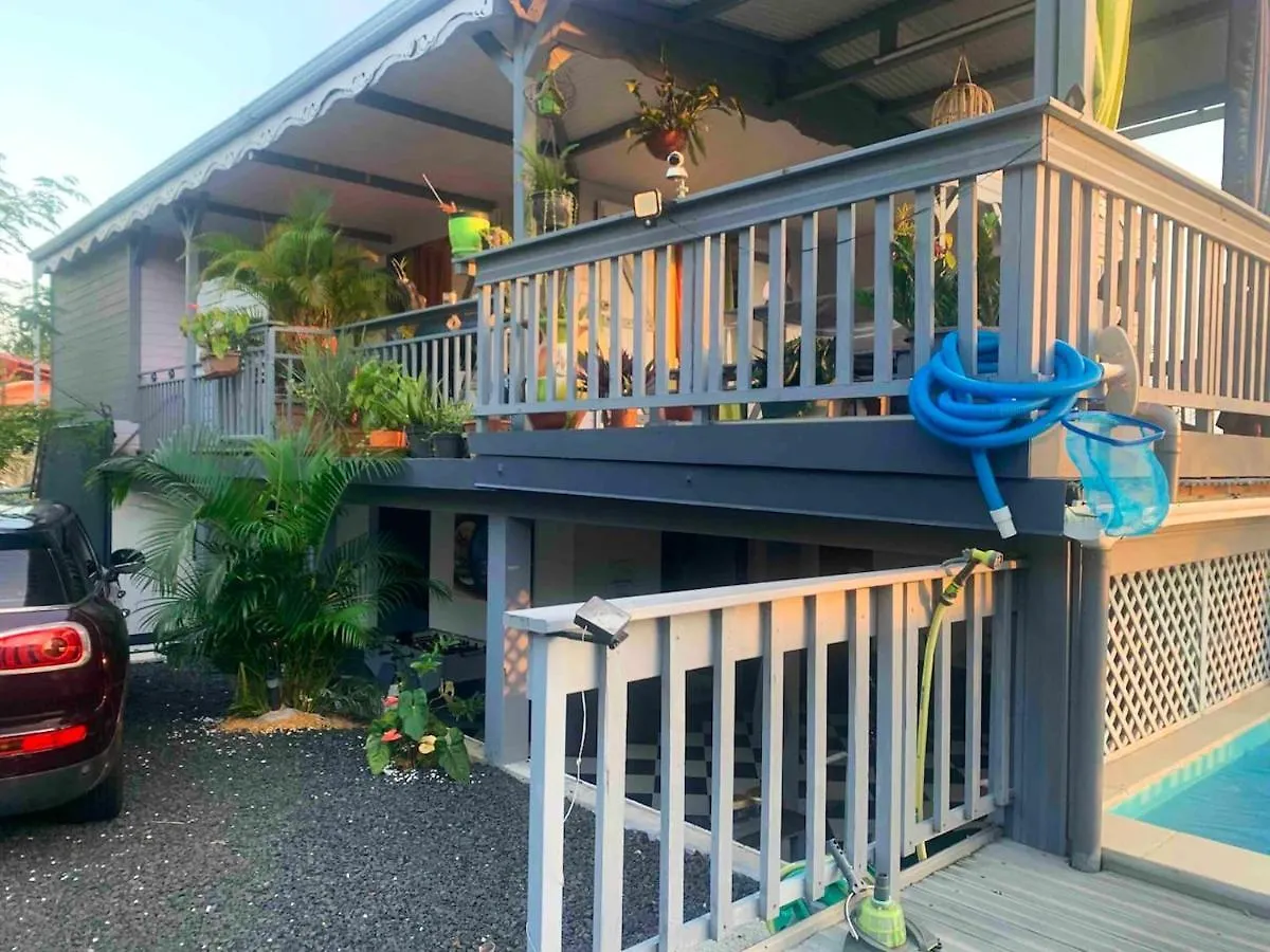 Maison Accueillante Avec Jardin A Rivière-Pilote